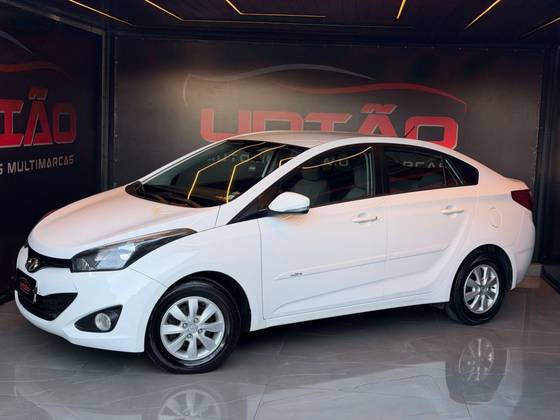 HYUNDAI HB20S 1.0 COMFORT PLUS 12V FLEX 4P MANUAL HYUNDAI HB20S 1.0 COMFORT PLUS 12V FLEX 4P MANUAL